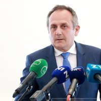 Zagreb: Predsjednik Gradske skupštine Drago Prgomet održao je konferenciju za medije
