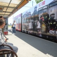 U čast vatrogascima u promet pušten posebno oslikan tramvaj