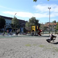 Zagrepčani su pohrlili u parkove, dječja igrališta i sportske terene za rekreativce