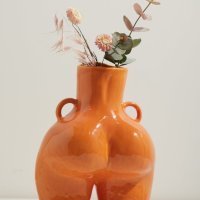 Vaze s potpisom dizajnerice Anisse Kermiche