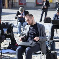 Oporba prati sjednicu zagrebačke Gradske skupštine na Markovom trgu