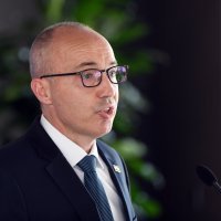 Damir Krstičević podnio ostavku na mjesto potpredsjednika Vlade i ministra obrane RH