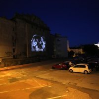 Rijeka: Djelatnici Art kina organizirali auto kino na parkiralištu Beretich
