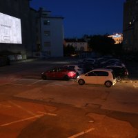 Rijeka: Djelatnici Art kina organizirali auto kino na parkiralištu Beretich