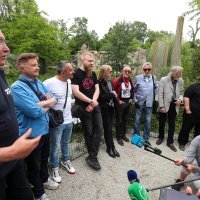 Zagreb: Zoološki vrt posjetili legendarni Smogovci i igrač Dinama Antonio Marin