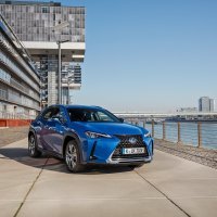Lexus UX300e