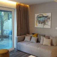 Hills Ika Luxury