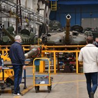 Ministar Darko Horvat u radnom posjetu Đuro Đaković Grupi