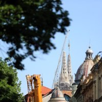 Postavljanje zamjenskog križa na zagrebačku katedralu