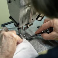 Odjel Mercedes-Benza, dizajnerska manufaktura u Sindelfingenu proizvodi ekskluzivne zaštitne maske