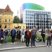 Ispred HNK postavljena izložba sa scenografskim fundusom raznih kazališnih predstava