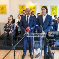 Zagreb: Živi zid i Promijenimo Hrvatsku predstavili program za predstojeće parlamentarne izbore