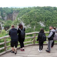 Niske cijene privukle brojne domaće turiste u Nacionalni park Plitvička jezera