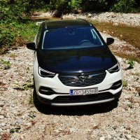 Opel Grandland X Hybrid4