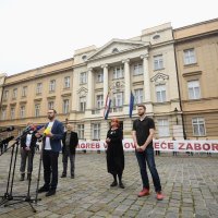 Prosvjed zbog raspuštanja Sabora prije donošenja Zakona o obnovi Zagreba