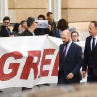 Prosvjednici ispred Sabora