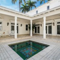 Dom Glorije i Emilija Estefana