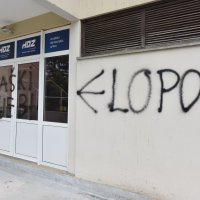 Gradske prostorije HDZ-a išarane su uvredljivim grafitima