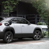Mazda MX-30 je prvi potpuno električni automobil japanskog proizvođača