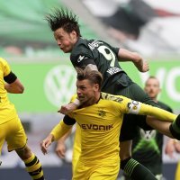 Wolfsburg (Wout Weghorst) - Borussia D. (Lukasz Piszczek)