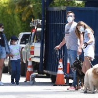 Ben Affleck i Ana de Armas s njegovom djecom