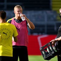 Erling Haaland na zagrijavanju uoči utakmice