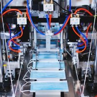 Stroj za proizvodnju zaštitnih maski