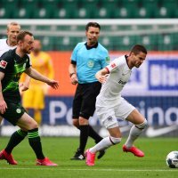 Wolfsburg (Maximilian Arnold) - Eintracht Frankfurt (Mijat Gaćinović)