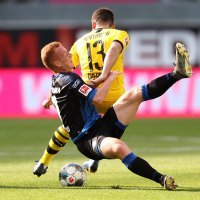 Paderborn (Sebastian Vasiliadis) - Borussia Dortmund (Raphael Guerreiro)
