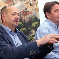 Šibenik: Stipe Petrina predstavio koalicijske partnere