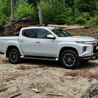 Mitsubishi L200 DOUBLE CAB MT (MY 20) INSTYLE