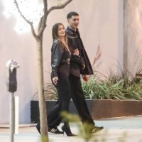 Kylie Jenner u društvu nepoznatog muškarca