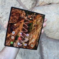 Huawei Mate Xs - fotografije uređaja