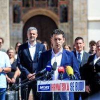 Zagreb: Most predstavio nositelje listi za parlamentarne izbore