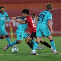 Mallorca (Takefusa Kubo) - Barcelona (Frankie De Jong) (2)