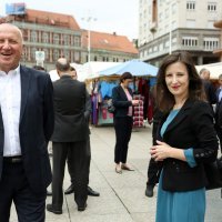 Stranka s Imenom i Prezimenom/Pametno/Fokus na Trgu bana Jelačića