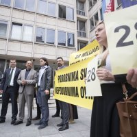 Prosvjed i konferencija za medije