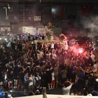 Napoli - Juventus; slavlje navijača u Napulju nakon osvojenog Kupa