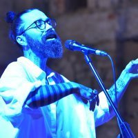 U crkvi sv. Nikole održan koncert Bože Vreće i Edina Karamazova