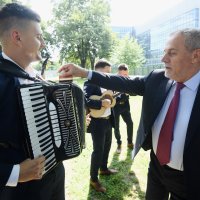 Milan Bandić s Romima