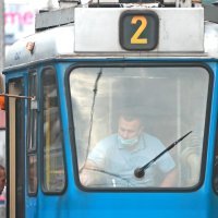 Zagreb: Od danas obvezno nošenje maski u javnom prijevozu