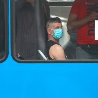 Zagreb: Od danas obvezno nošenje maski u javnom prijevozu