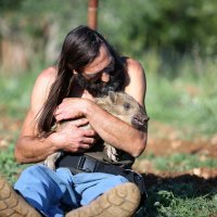 Zoran Mikulandra i veprica Petrunjela