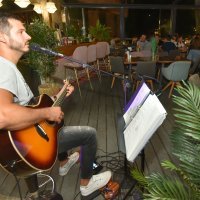 Zadar: Boris Rogoznica svirao je na terasi restorana Butler