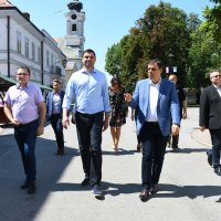 Bjelovar: Davor Bernardić prošetao gradom i obišao gradilište nove bolnice
