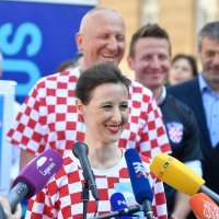 Dalija Orešković, Stranka s imenom i prezimenom