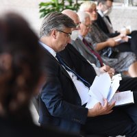 Andrej Plenković sa stranim diplomatima