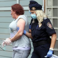 Varaždin: Smiljana Srnec odlazi u suzama nakon što je osuđena za ubojstvo sestre