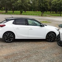 Opel Grandland X Hybrid4 AWD i Corsa-e