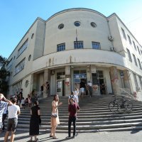 Zagreb: Velika gužva za glasanje u Križanićevoj ulici